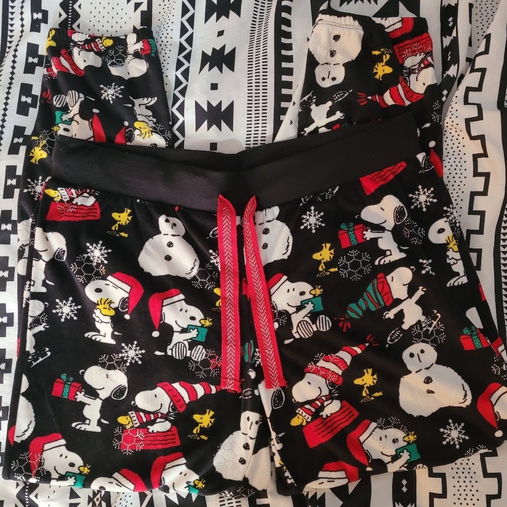 Peanuts black snoopy Christmas pajama pants